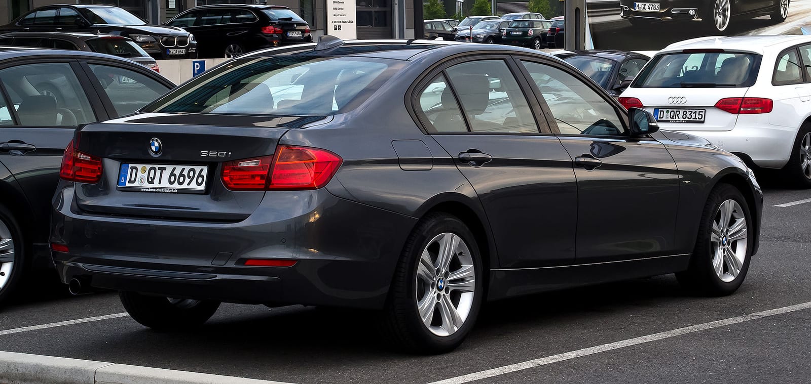BMW 320i (F30) 2017 — фото 2