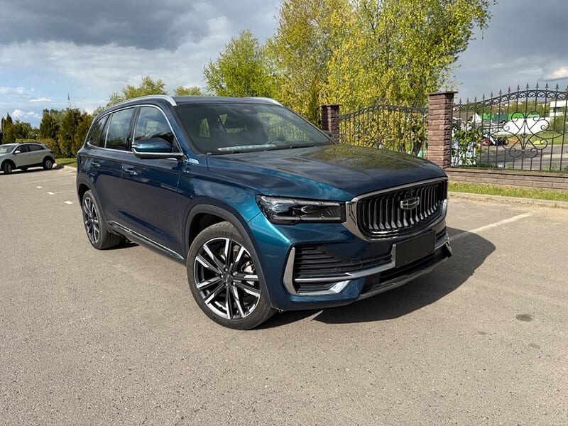 Geely Monjaro 2022 года в аренду в Минске