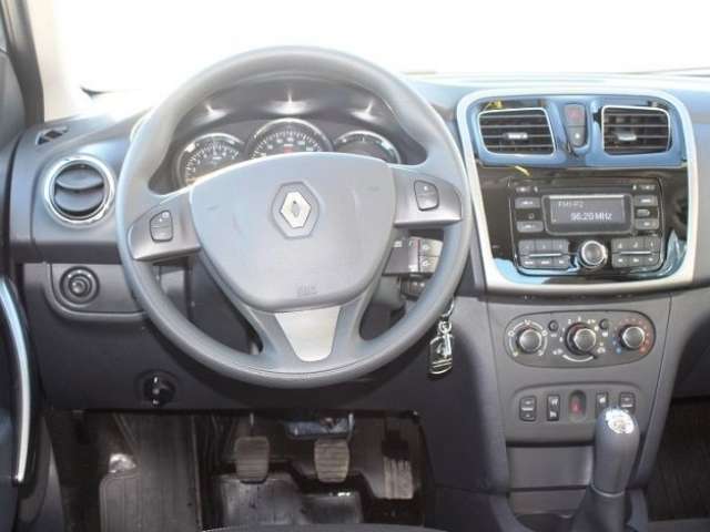 Renault Logan 2017 года в аренду в Минске