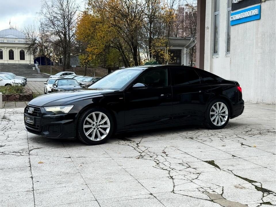 Audi A6 C8