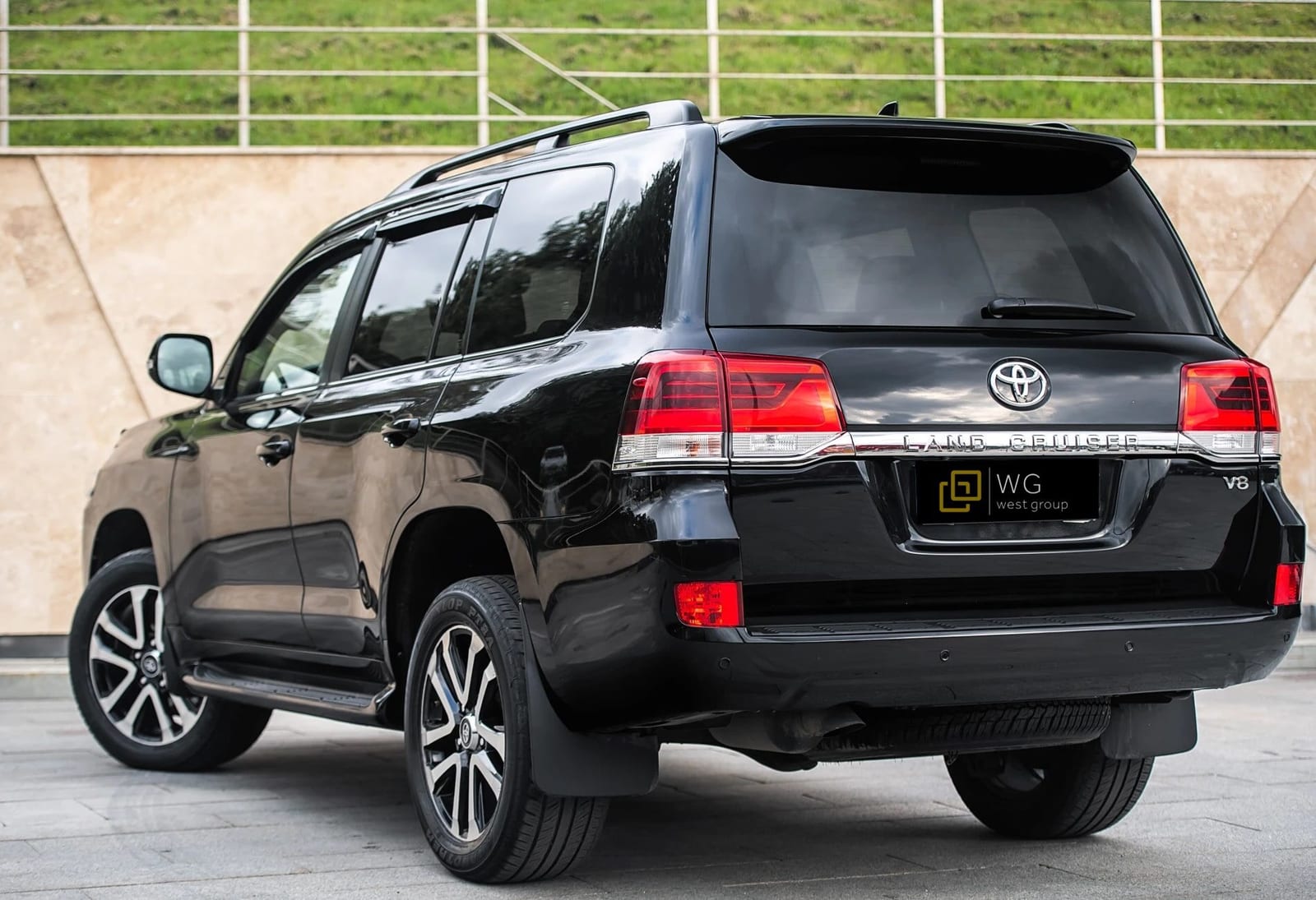 Toyota Land Cruiser J200