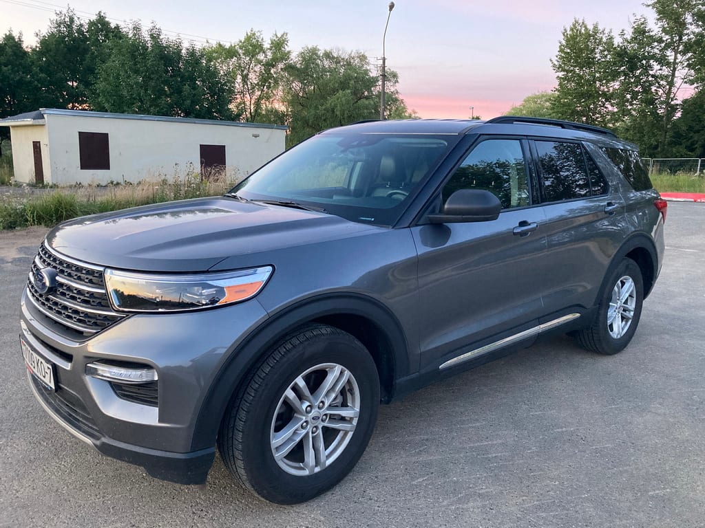 Ford Explorer XLT AWD