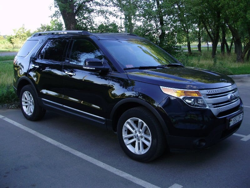 Ford Explorer XLT 4WD