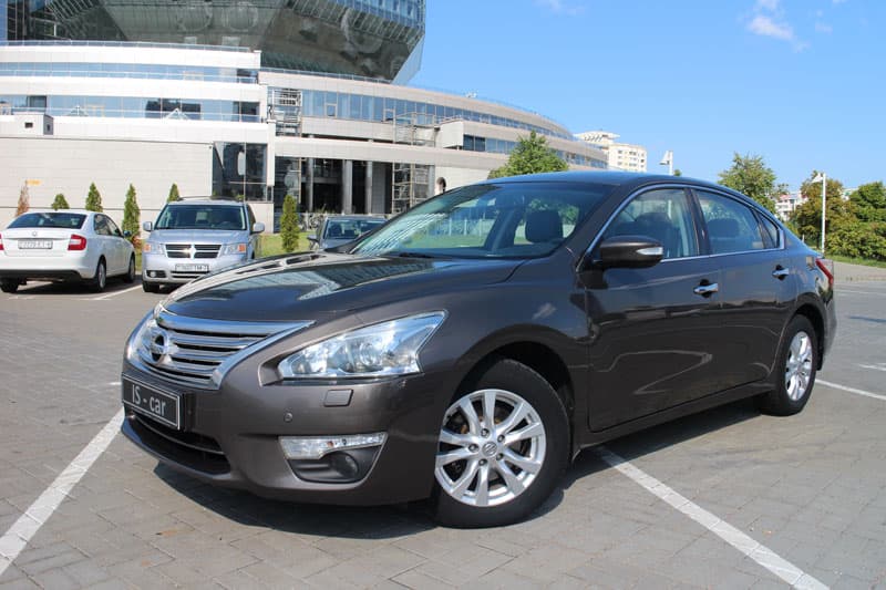 Nissan Teana