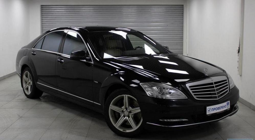Mercedes-Benz S500 AMG (W221)
