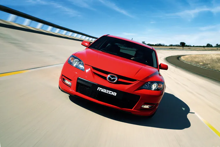 Mazda 3 МТ