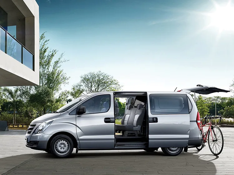 Hyundai H-1 Starex