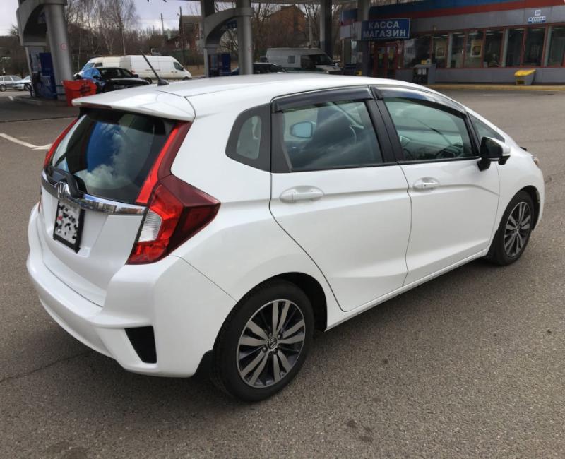 Honda Fit (белая жемчужина) 2015 — фото 4