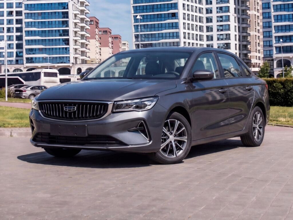 Geely Emgrand Grey 2023 — аренда от 160 Br/сутки