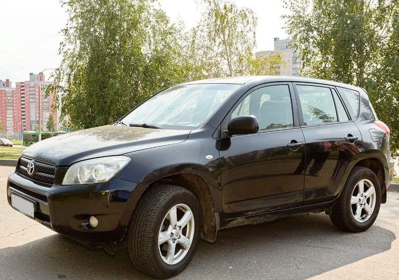 Toyota RAV4 2006 — аренда от 60 Br/сутки