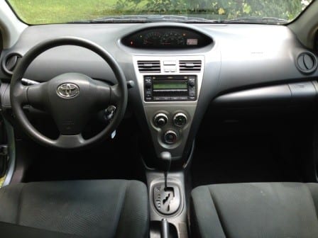 Toyota Yaris 2008 — фото 2