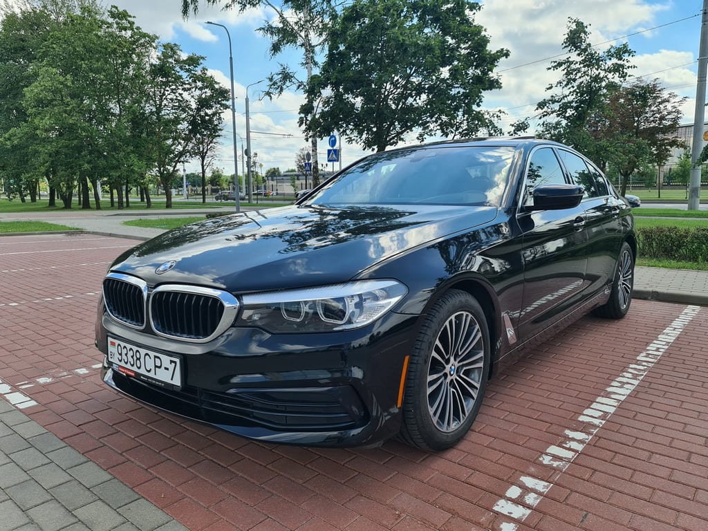 BMW 530i G30 в аренду в Минске