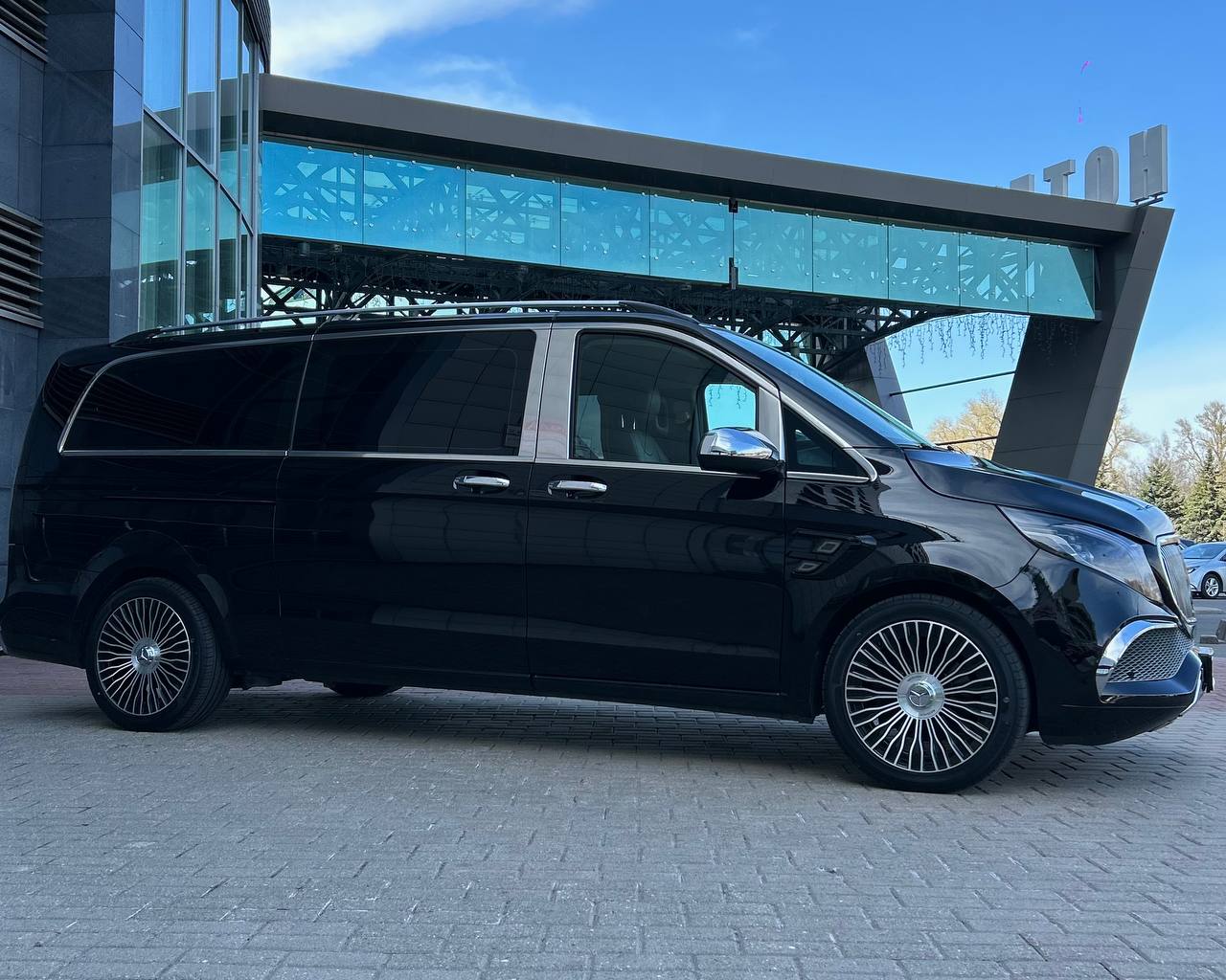 Mercedes-Benz Vito-Maybach Style — фото 3