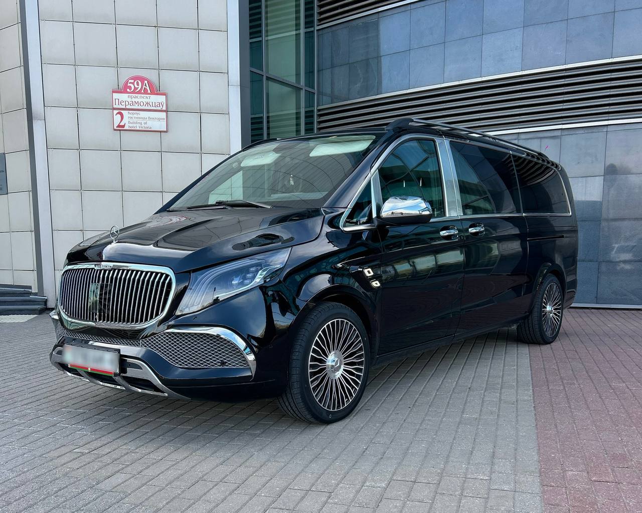Mercedes-Benz Vito-Maybach Style в аренду в Минске