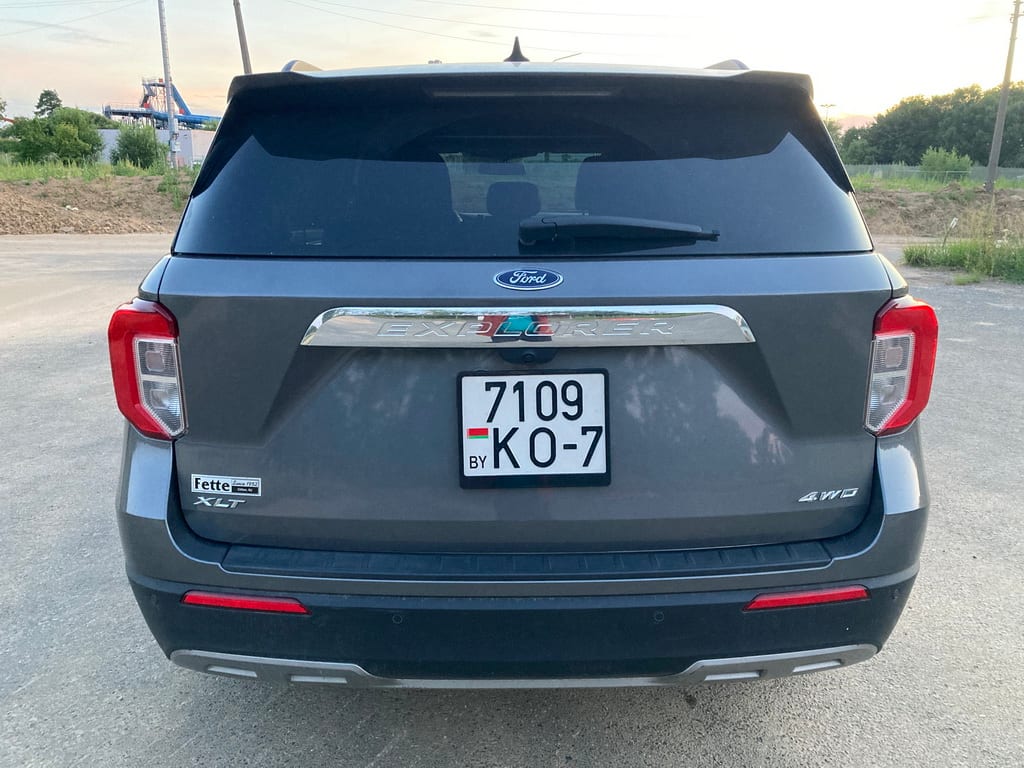 Ford Explorer new 4WD 2022 — фото 4