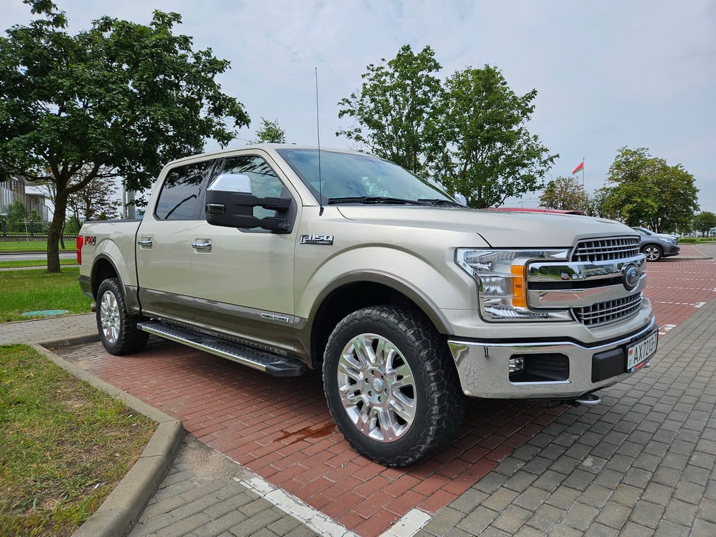 Ford F-150 pickup 2020 — фото 4