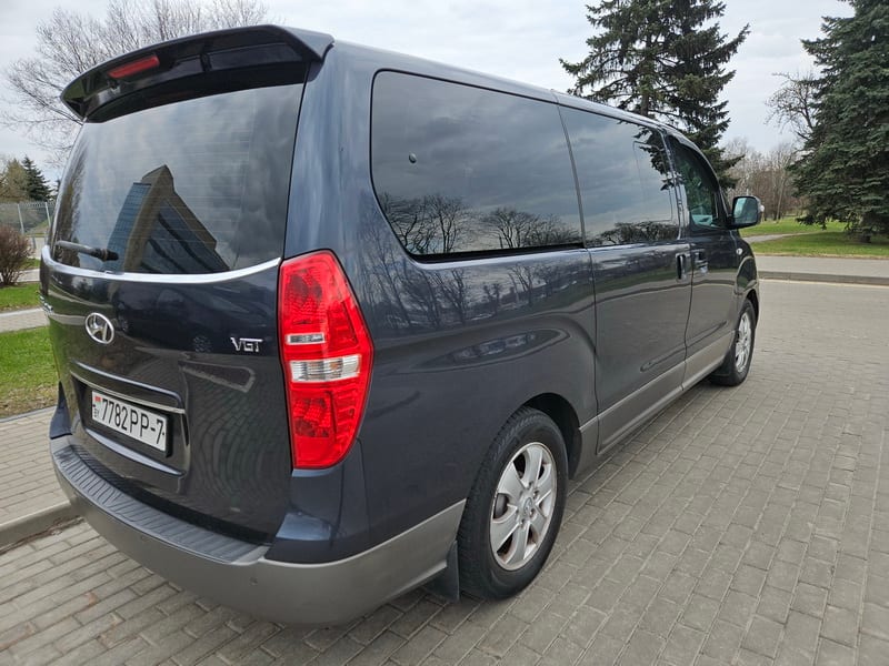 Hyundai Grand Starex 8 seat Automat 2017 — фото 4