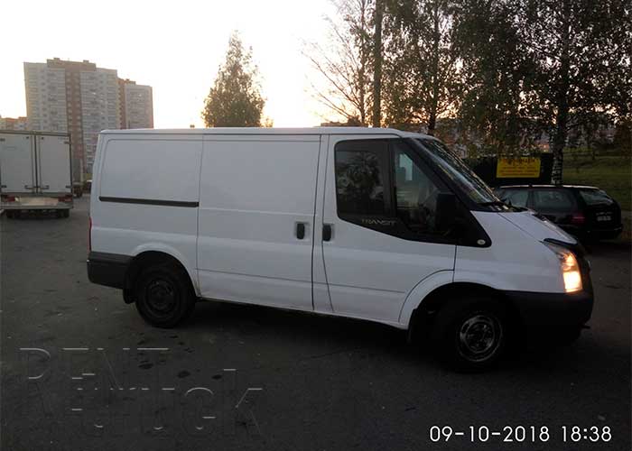 Ford Transit короткая база 2010 — фото 4