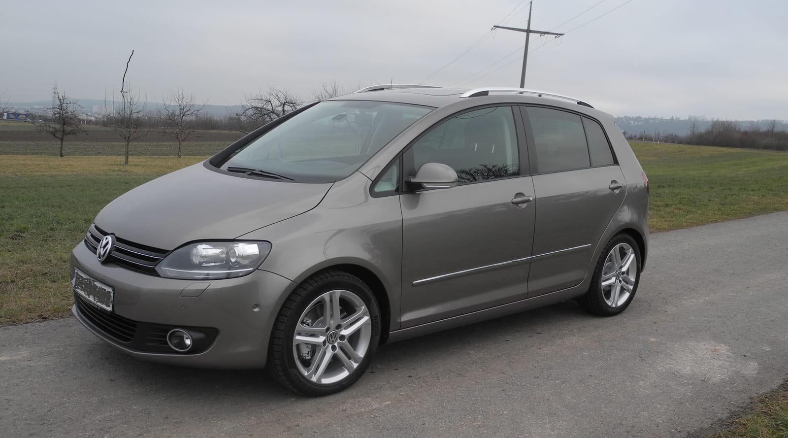Volkswagen Golf Plus 2007 — аренда от 75 Br/сутки