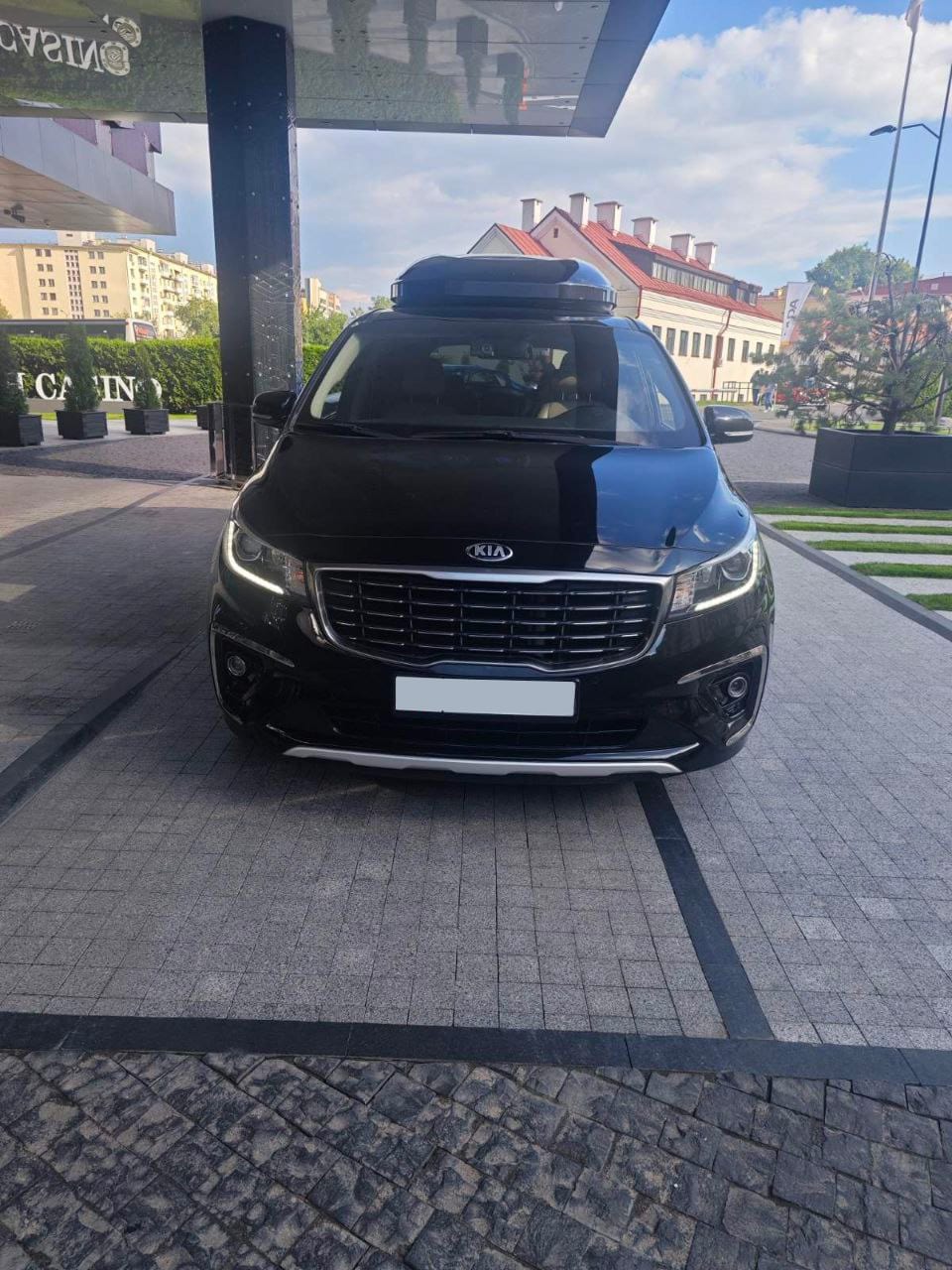 Kia Carnival Platinum 2020 года в аренду в Минске