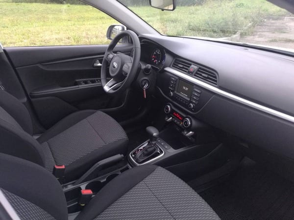 Kia Rio IV AT в аренду в Минске