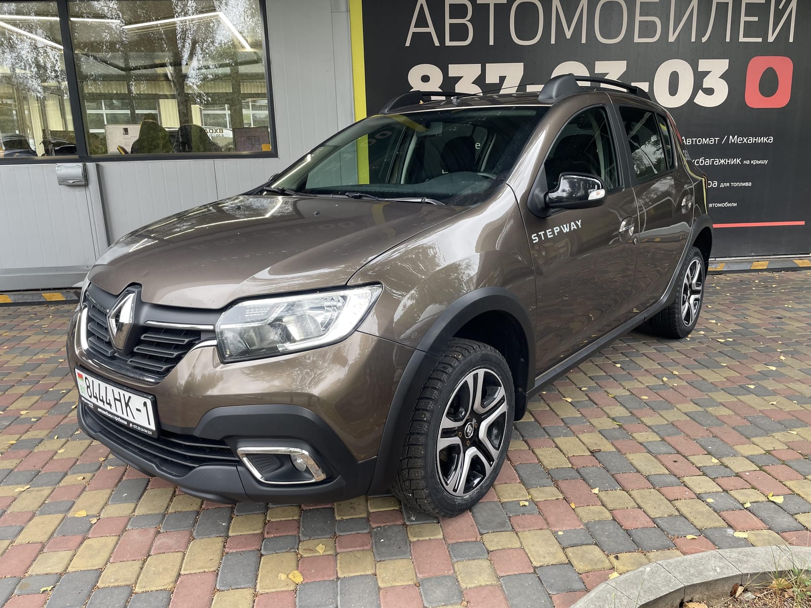 Renault Sandero 2019 — фото 2