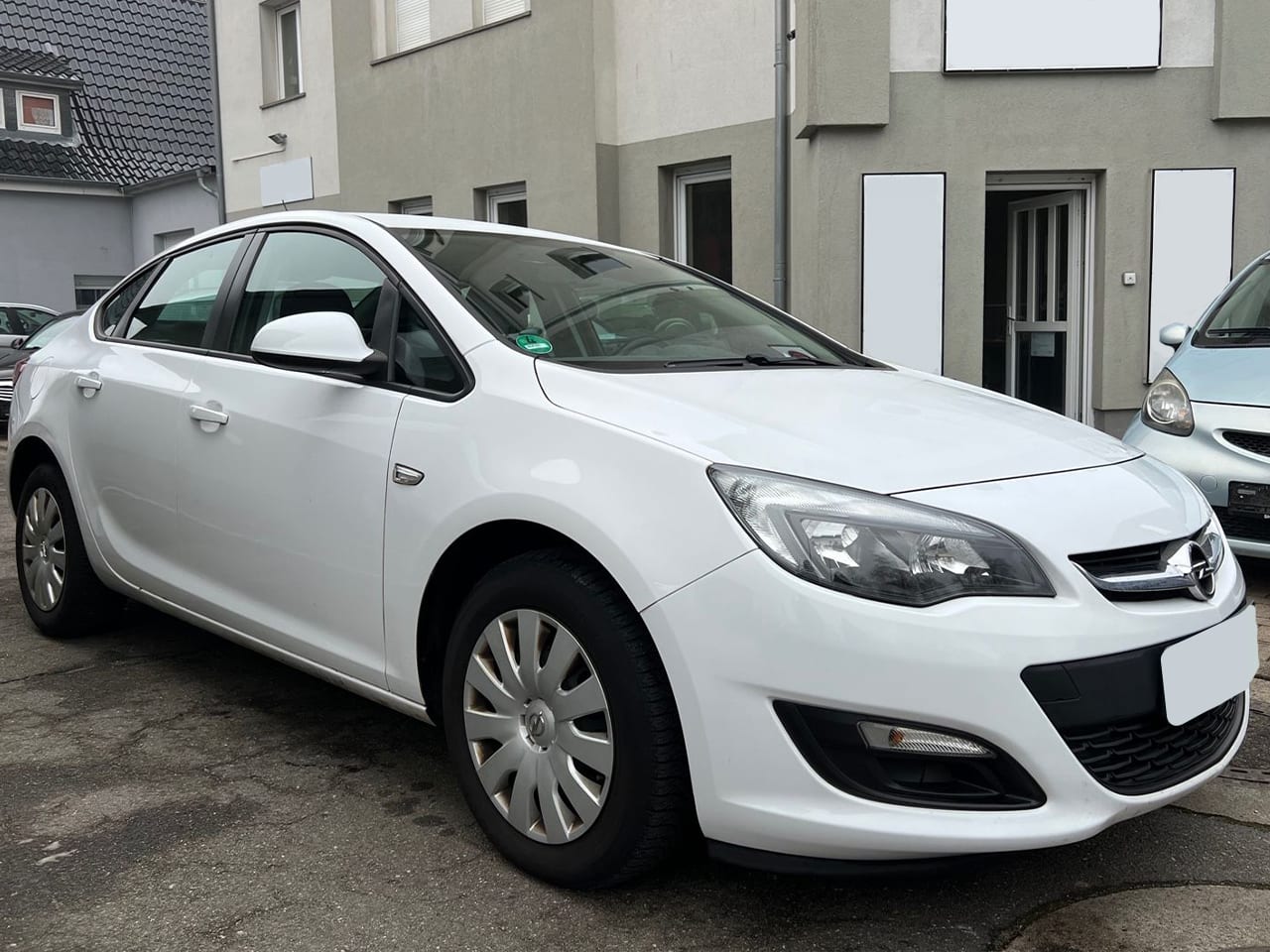 Opel Astra 2017 — фото 2