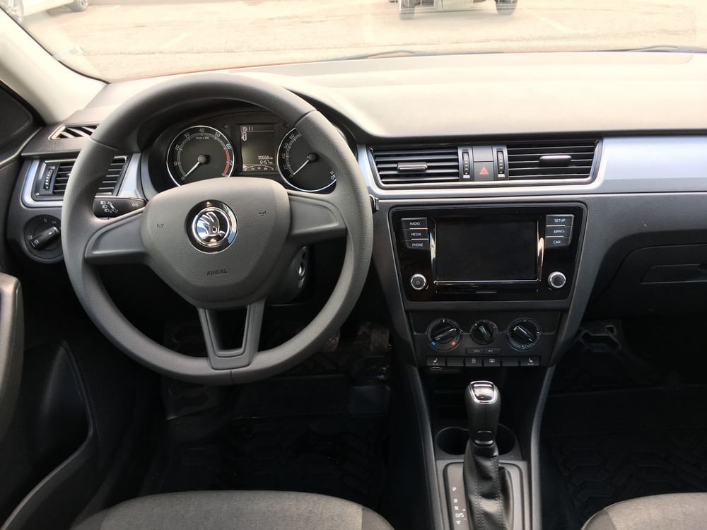 Skoda Rapid 2018 — фото 2