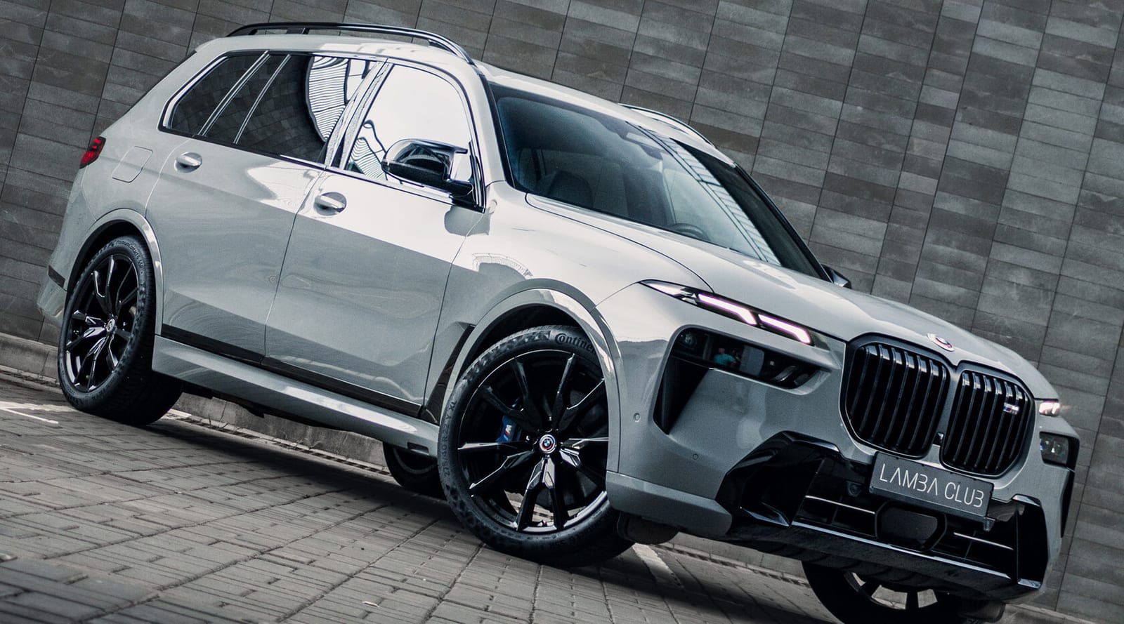 BMW X7 M60i в аренду в Минске