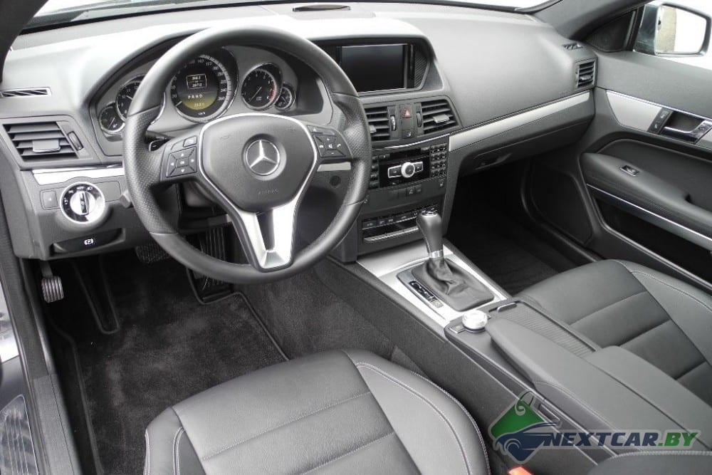 Mercedes-Benz E350 AMG Cabriolet 2011 — аренда, от 317 Br/сутки