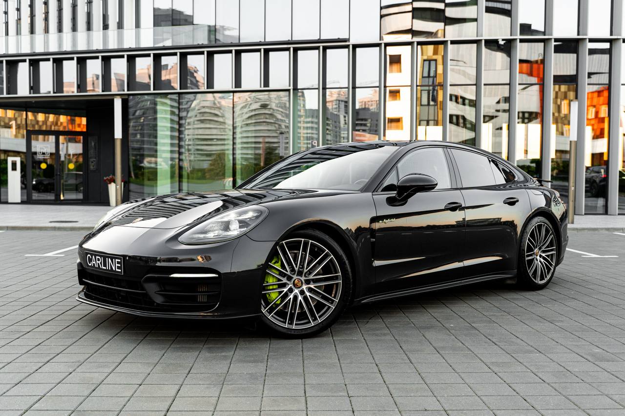 Porsche Panamera 4 2022 года в аренду в Минске