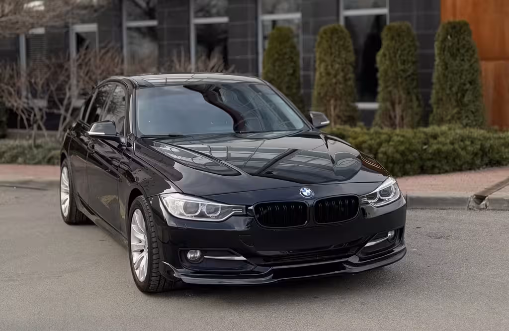 BMW F30 320d 2020 — фото 4