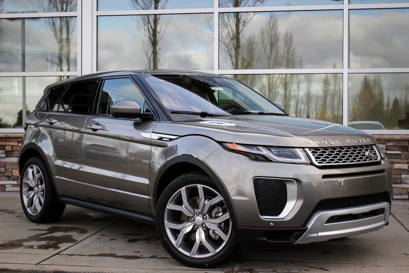 Land Rover Range Rover Evoque 2012 — аренда, от 248 Br/сутки