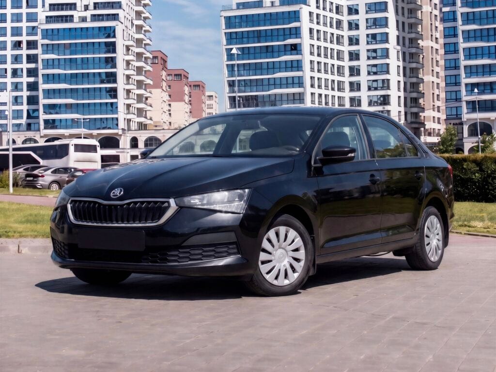 Skoda Rapid Black 2020 — аренда от 140 Br/сутки