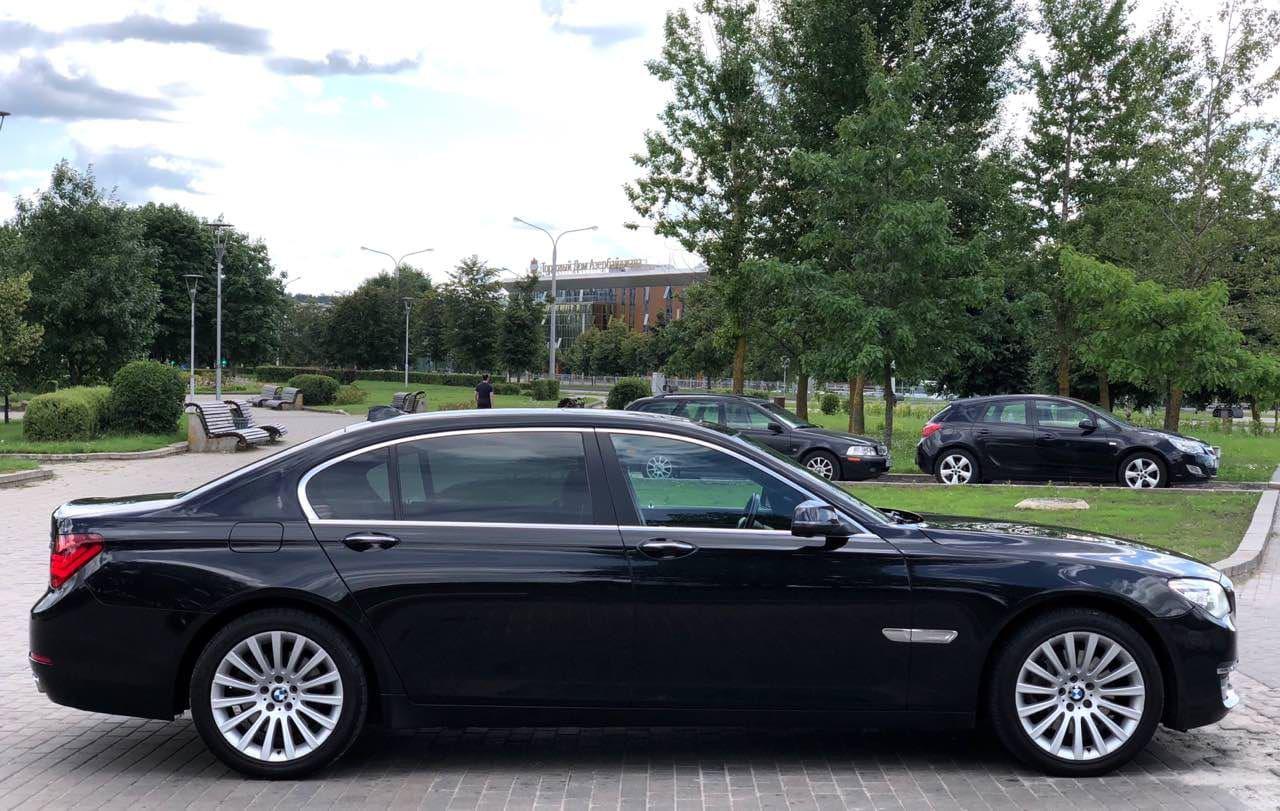 BMW 740Li F01 2014 — фото 2