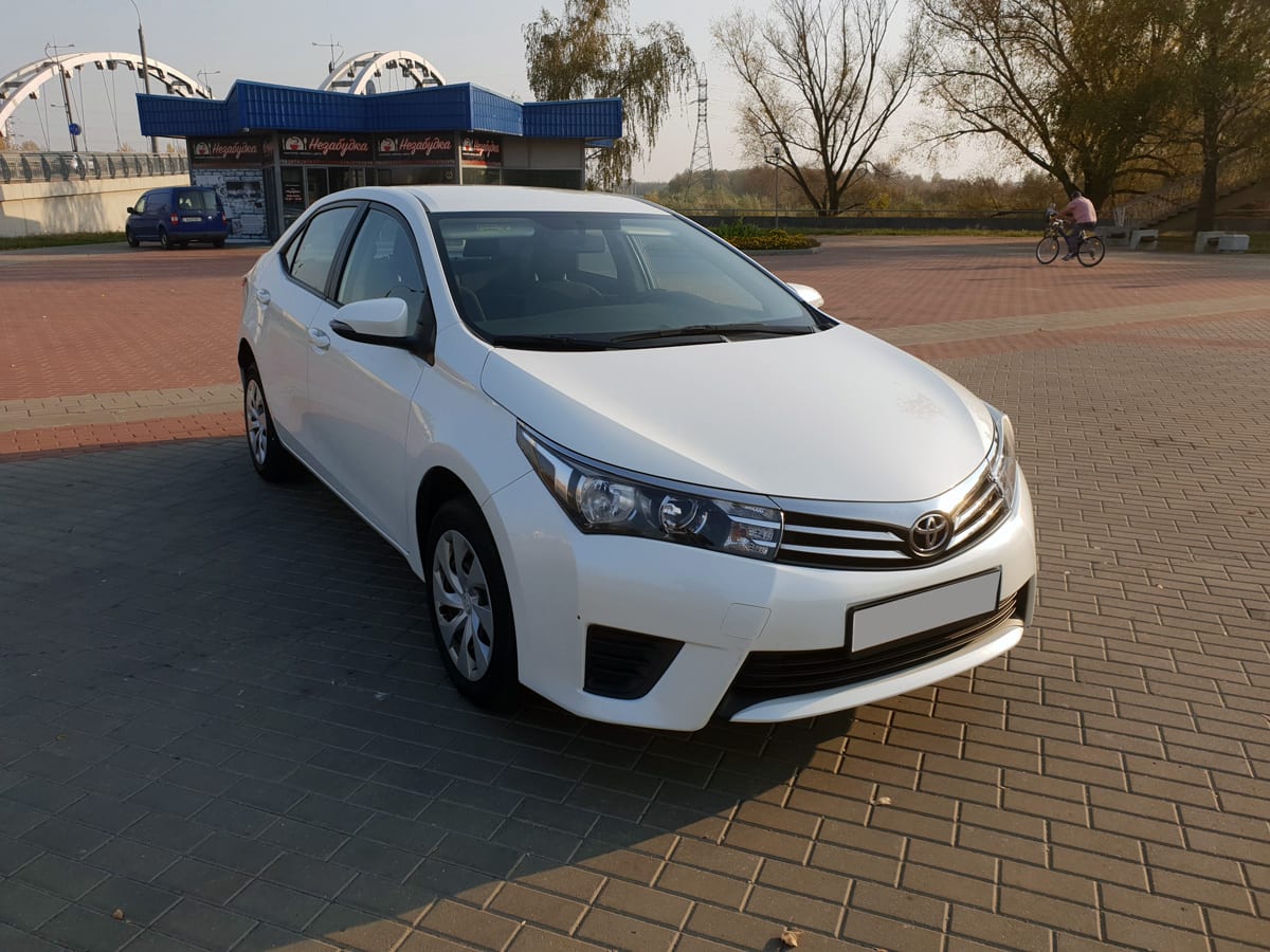 Toyota Corolla 2015 — фото 4