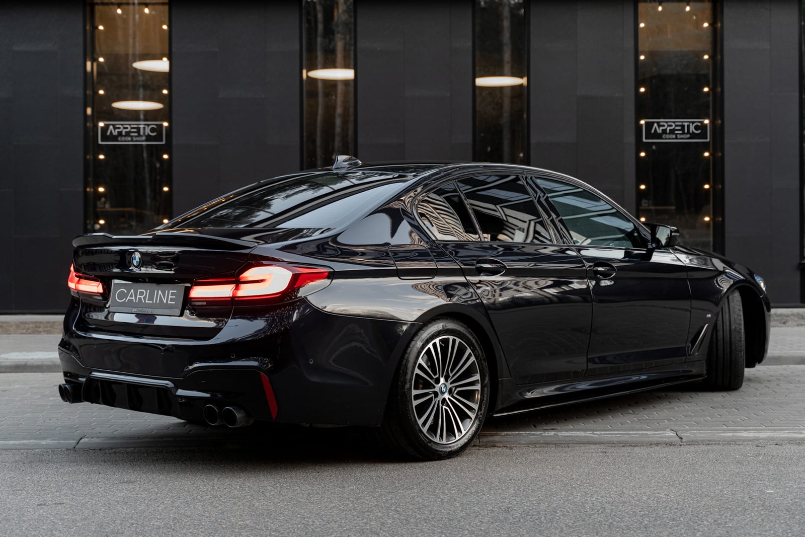 BMW 530 M-Perfomance 2020 — фото 2