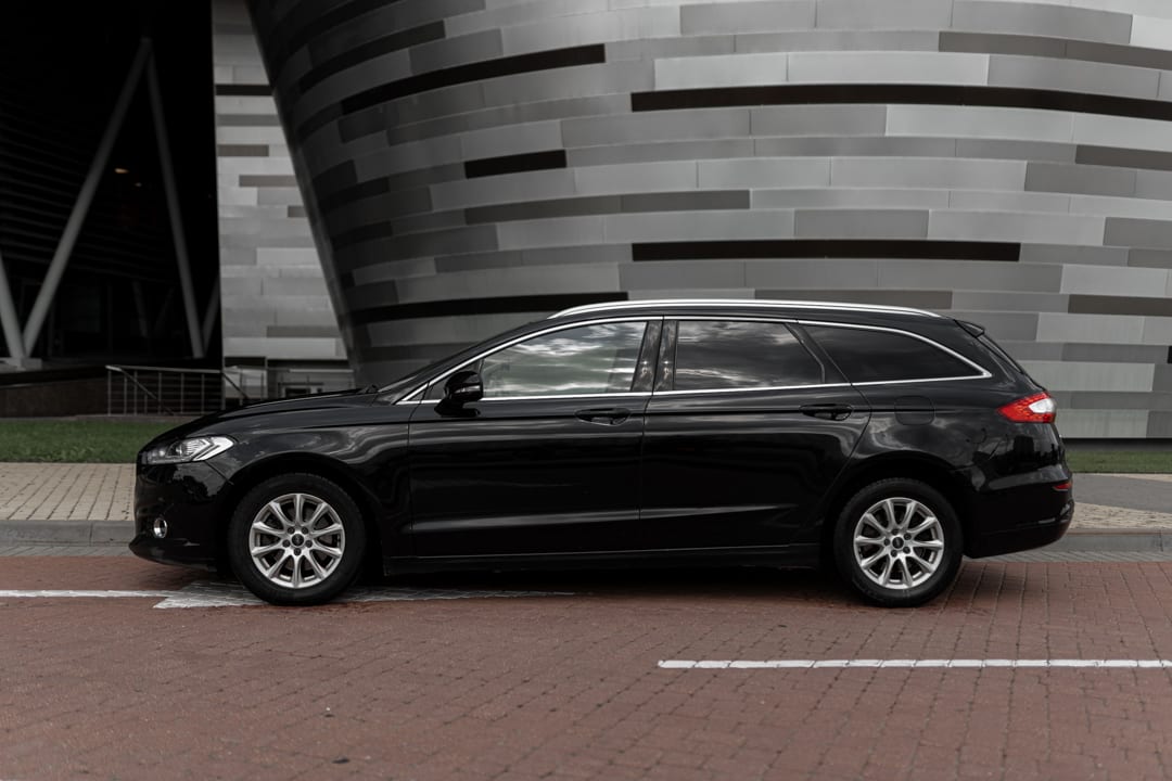 Ford Mondeo Black 2019 — фото 2