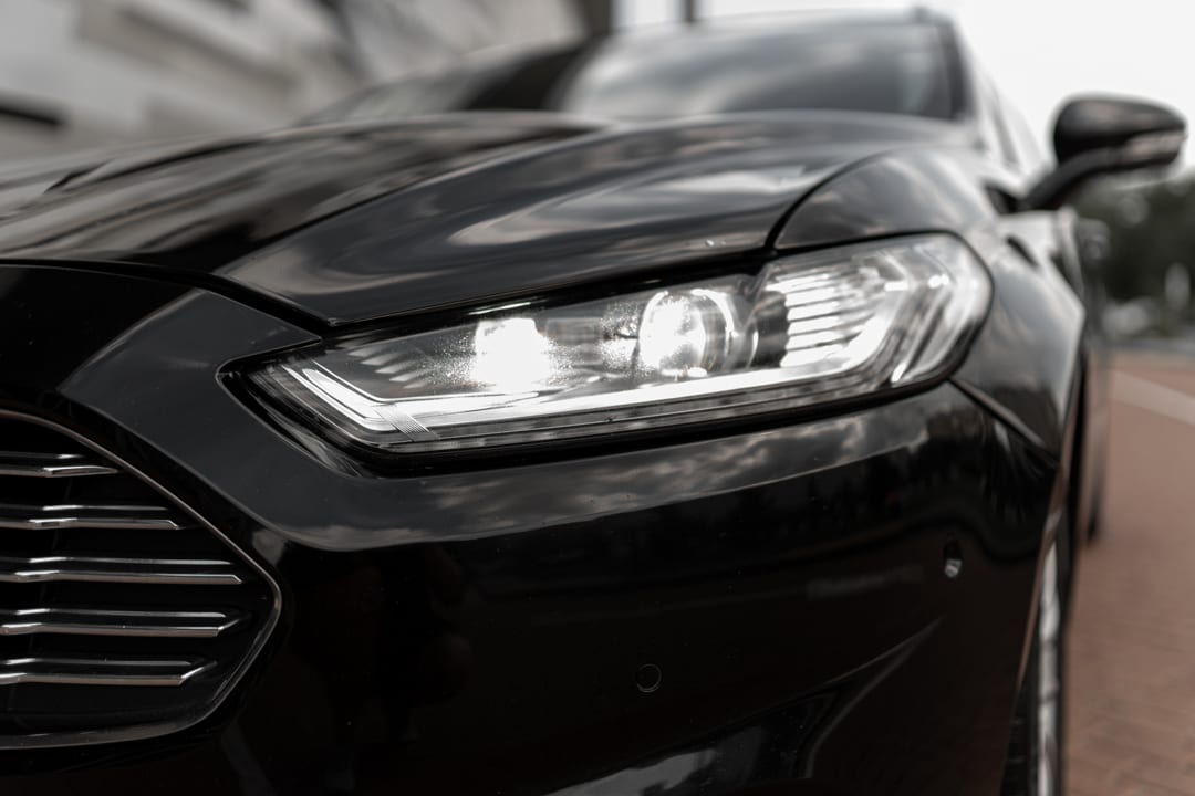 Ford Mondeo Black 2019 — фото 4