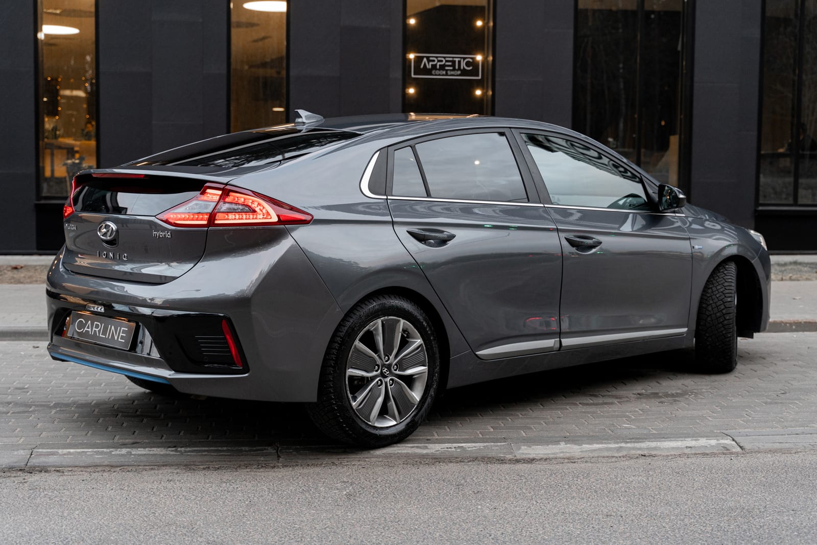 Hyundai IONIQ 2019 — фото 2