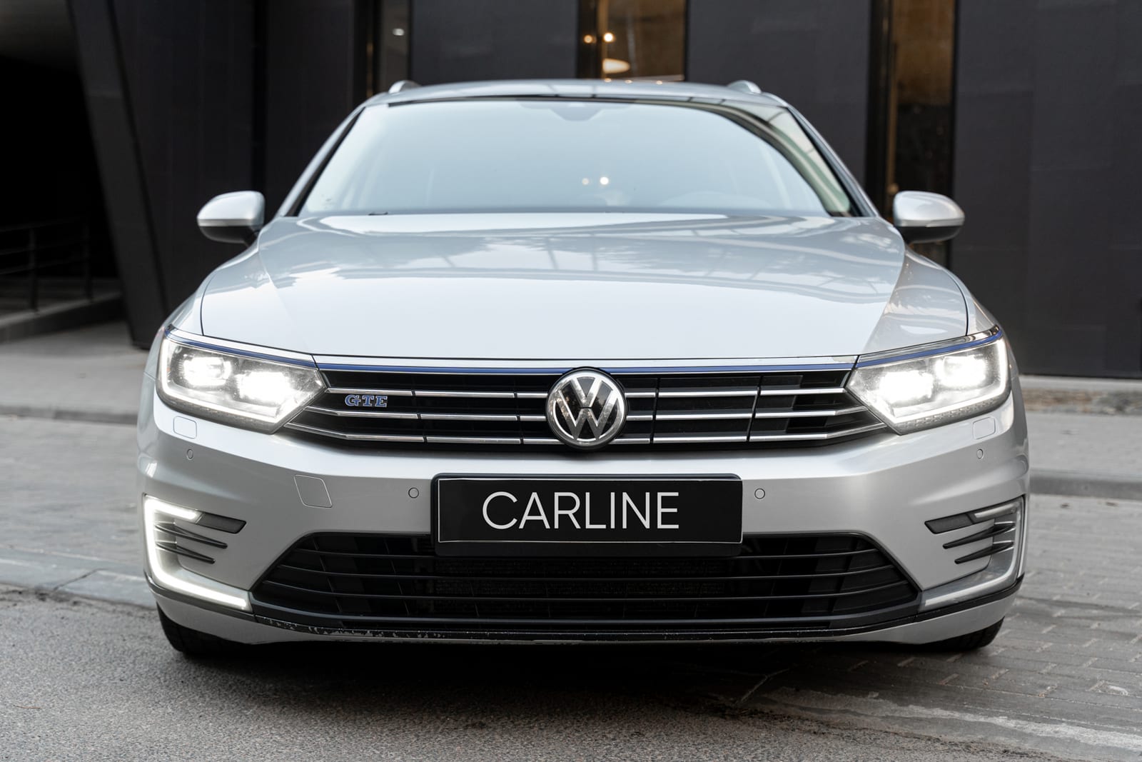 Volkswagen Passat GTE 2020 — фото 3