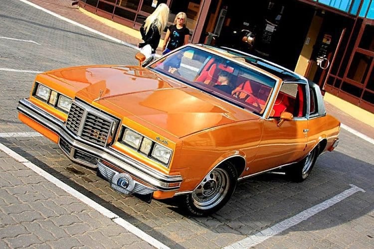 Pontiac Grand Prix 1979 — фото 2
