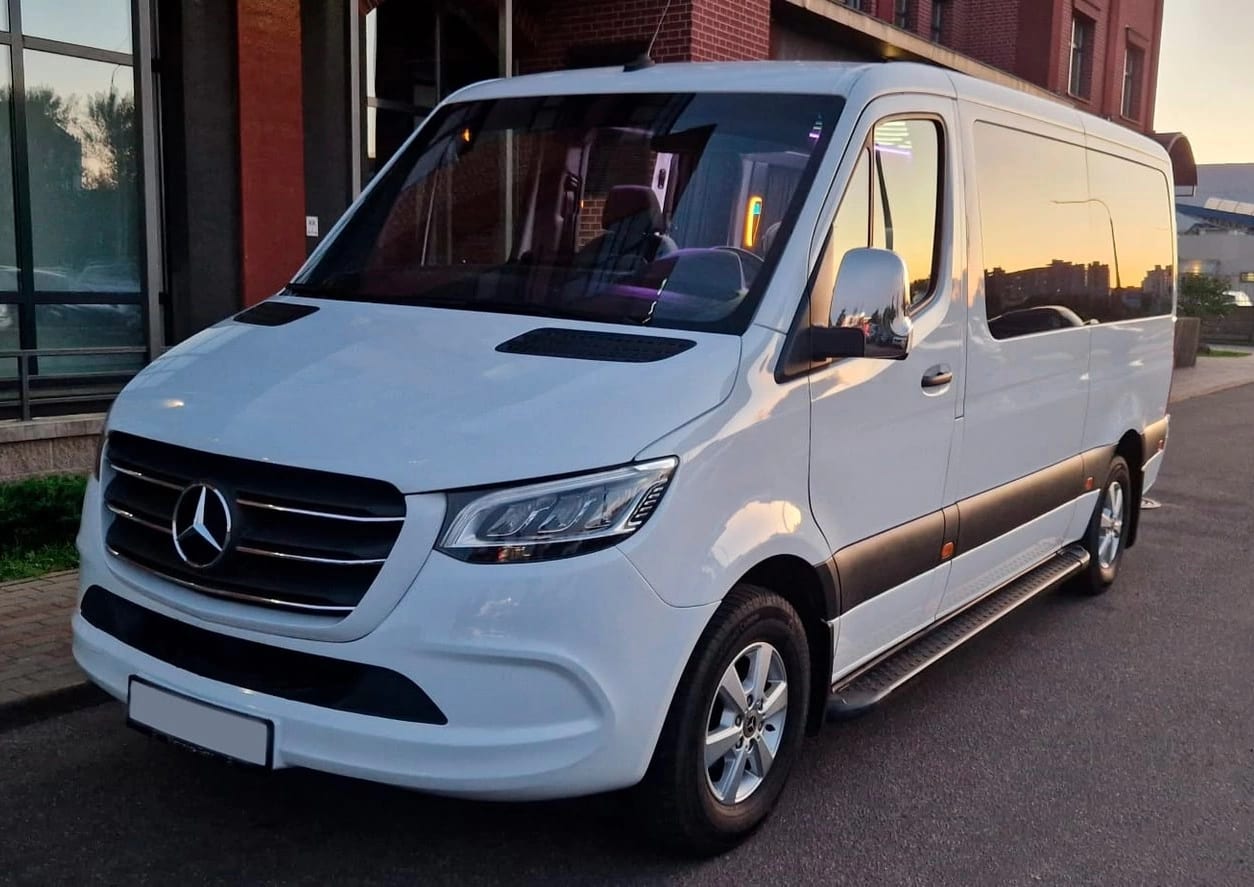 Mercedes-Benz Sprinter LUX (907) — фото 2