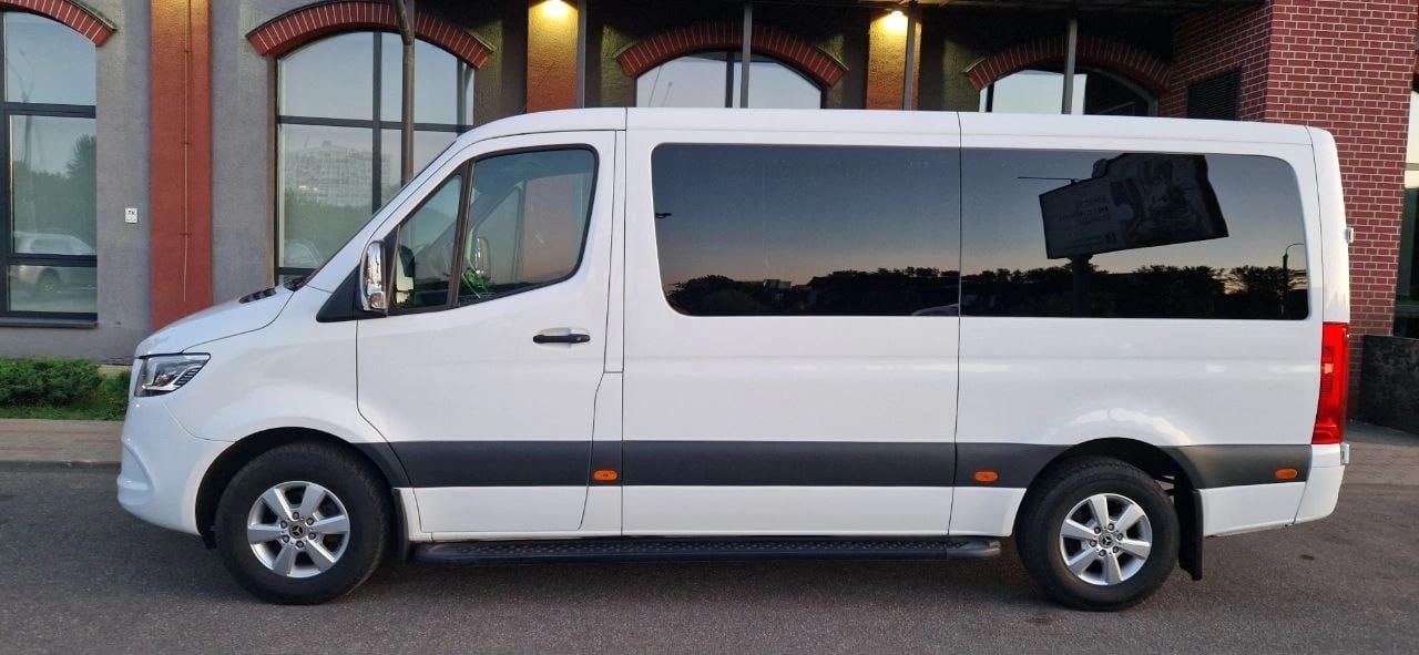 Mercedes-Benz Sprinter LUX (907) — фото 3