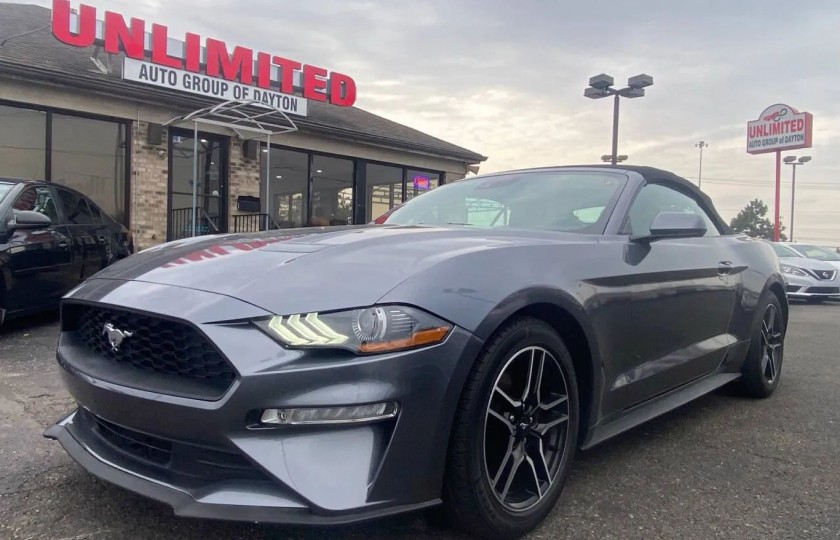 Ford Mustang — аренда, от 300 Br/сутки