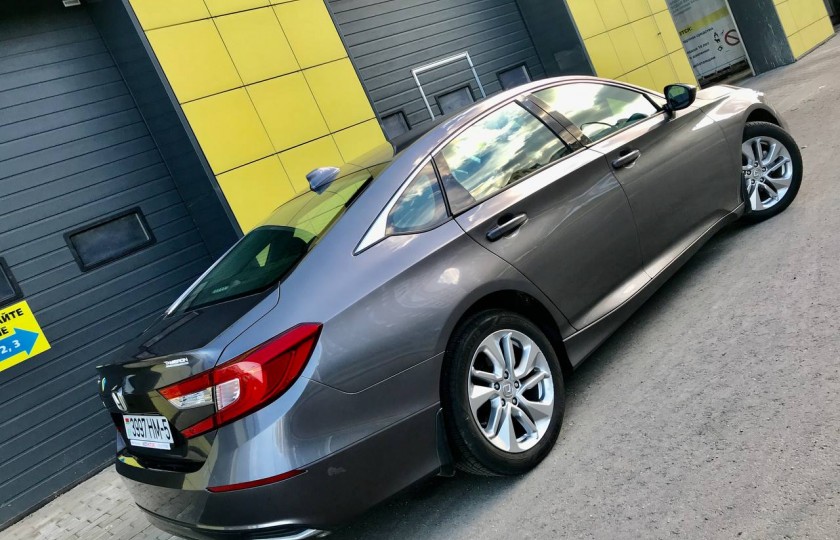 Honda Accord — фото 3