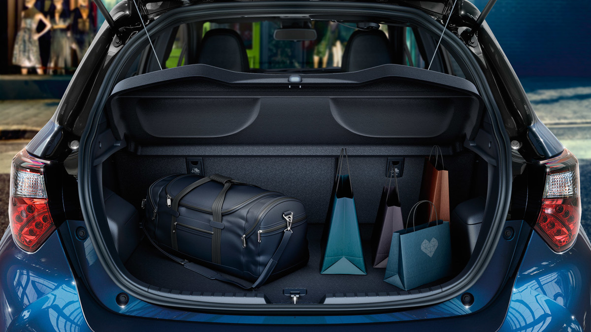 Toyota Yaris 3 двери 2017 — фото 2