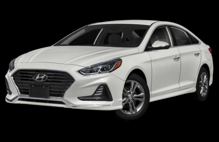 Hyundai Sonata 2.0 2019 — аренда от 201 Br/сутки