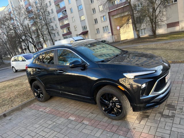 Buick Encore GX 2024 — аренда от 160 Br/сутки