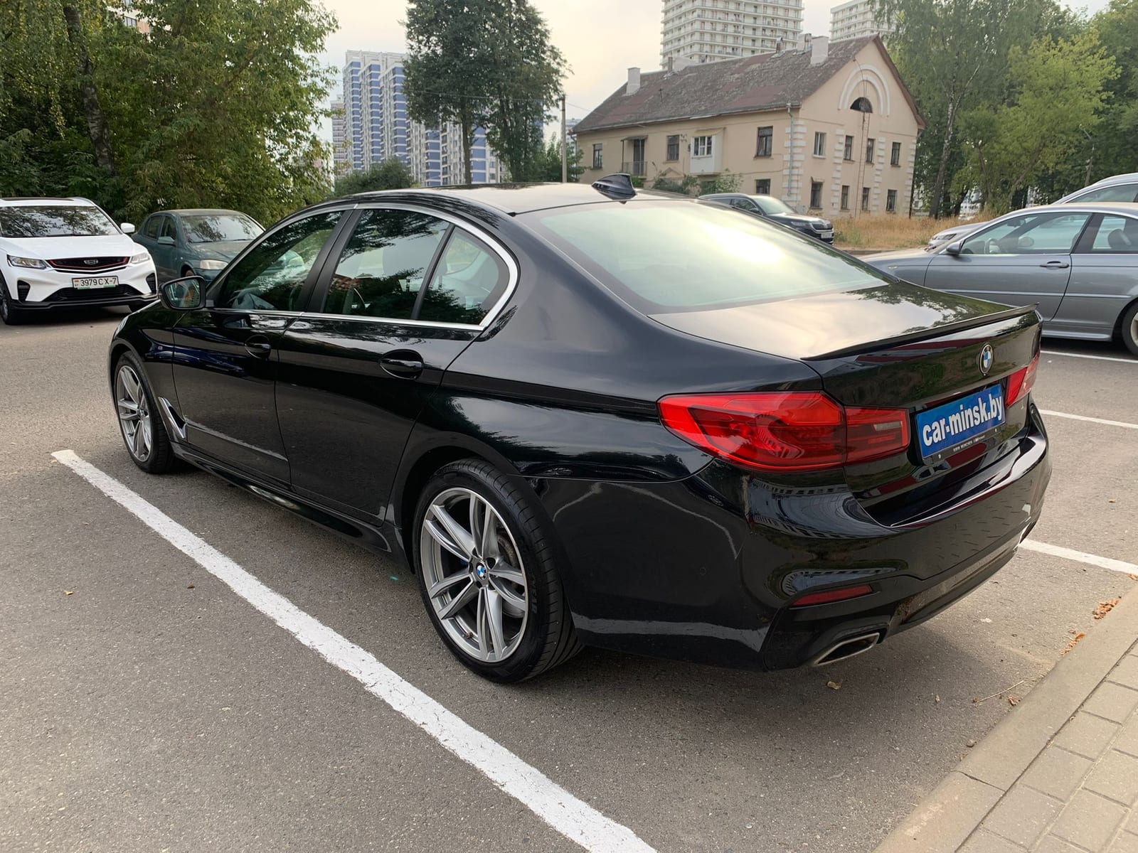 BMW 520d G30 2010 — фото 4